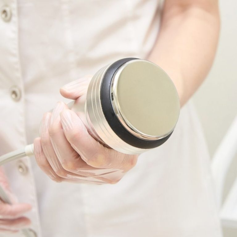 mesoterapia o cavitación la dra Rigo resolverá tus dudas en su clínica estética de Tarragona